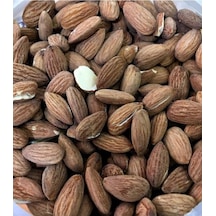 Şehzade Badem İçi 1 KG