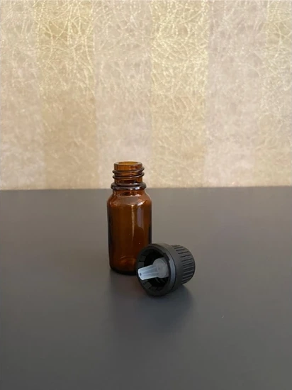 10ml Kahvrengi Şişe, İçten Damlalıklı Kapak,12 Adet Siyah Damlatmalı Kapak, Esans Şişesi, Boş Şişe, Aroma Şişesi