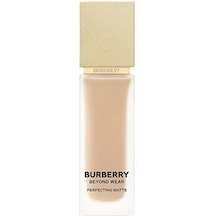 Burberry Beyond Wear Perfecting Mattte Fondöten - 40 Light Cool