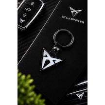 Anahtarlık Cupra Logolu Metal Halka Şık Detaylı Oto Anahtarlık Sportif Tasarım