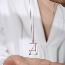 A Harfi Zirkon Taşlı Rose Gold Kaplama Çerçeveli Gümüş Kolye Gümüş