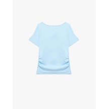 Koton Bisiklet Yaka Pamuklu Slim Fit Büzgü Detaylı Kısa Kollu Tişört Mavi 6skg10670ak