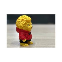 Kapüşonlu Modern Aslan Figürü 10cm
