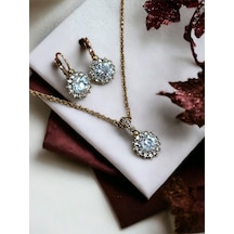 Black Diamond Kristal Taşlı Güneş Figür Kolye Ve Küpe Seti Beyaz Black Diamond Kristal Taşlı Güneş Figür Kolye Ve Küpe Seti Beyaz