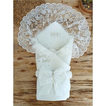 Dantelli Bebek Kundağı Bebek Dış Kundak Battaniyesi Hastane Çıkışı Yenidoğan Hediyelik Anakucağı Ekru Dantelli Bebek Kundağı Bebek Dış Kundak Battaniyesi Hastane Çıkışı Yenidoğan Hediyelik Anakucağı Ekru