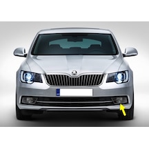 Skoda Superb 2 2014-2015 Ön Sol Sis Farı Çerçevesi 3T0807681