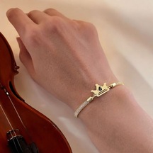 Archin Anne Sevgisi Temalı Hasır Kordonlu Taç Figürlü 14 Ayar Altın Plakalı Hediye Bileklik-464sembol Anne Sevgisi Sembolü