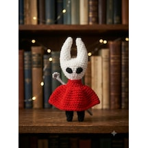 Hornet Oyun Karakteri AmigurumiÖrgü Oyuncak - Gamer Hediyelik Figür 12 Cm