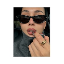 Siyah
