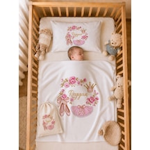 Kız Bebek Doğum Hediyesi İsme Özel 80x80 Cm Bebek Battaniyesi 35x45 Cm Yastık Kılıfı Ham Bez Kıyafet Kesesi 2090ybk0x Krem