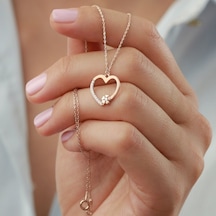 925 Ayar Rose Kalpli Yonca Gümüş Kolye