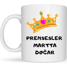 Prensesler Martta Doğar Yazılı Kupa Model 247 Taç Tasarımlı Doğum Ayı Temalı Seramik Kahve Kupası Düz Renkli