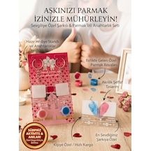 Sevgiliye Özel Parmak İzi Ve Şarkı Tasarımlı İkili Anahtarlık Seti - Parmak Boyası Hediyeli Sevgililer Günü Hediyesi Beyaz - Gri