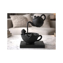 Çay Saati Hayalleri - Sürreal Sanat Figürü 15cm