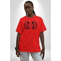 Ay Ve Güneş Retro Pamuklu Bisiklet Yaka Unisex Oversize Boyfriend Dijital Baskılı Kırmızı T-shirt Kırmızı