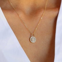 Circle Kilit Bagetli Kolye Sarı