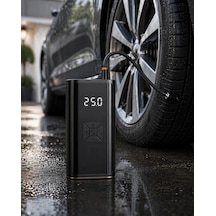 Hubrendy Tekno Kablosuz Lastik Şişirme Kompresörü Dijital Ekranlı Powerbank Özellikli Hava Pompası