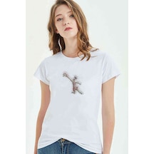 Tennie Mozaik Sanat Oynayan Kişi Baskılı Beyaz Kadın Tshirt