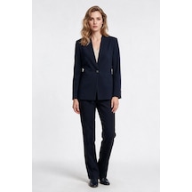 Ayhan Kadın Normal Kalıp Çentikli Yaka Tek Düğmeli Uzun Kollu Blazer Ceket Lacivert