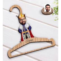 Kişiye Özel Kral Karikatürlü Ahşap Elbise Askısı-1