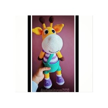 Amigurumi organik oyuncak pantolonlu zürafa bebek uyku arkadaşı