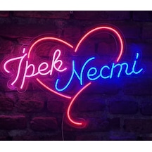 Sevgililere Özel Kalpli İsimli Neon Led Duvar Aydınlatması