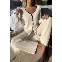 Kadın Beyaz Örme Kumaş V Yaka Düğmeli Rahat Şık Pijama Takımı Beyaz