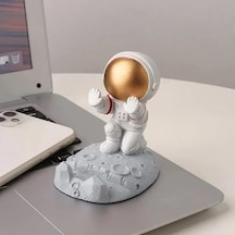 Astronot Telefon Standı Telefon Tutucu Tablet Standı Ergonomik Ve İşinizi Kolaylaştırır Kibar Ve Şık Görünümü İle Tahmininizden Çok İş Yapar Dekoratif Yapısı İle Hoş Bir Görüntü Sunar Gold Kafa Acı Kahverengi