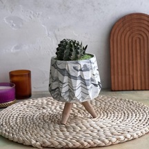 Modern Tasarım, El Yapımı Ahşap Ayaklı Antrasit Desenli Beyaz Beton Saksı - Minimalist Dekorati Belirtilmemiş