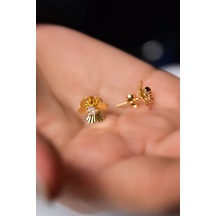 Papatya Silver 925 Ayar Gümüş Gold Kaplama Kristal Kesim Frezya Çiçeği Çivili Küpe