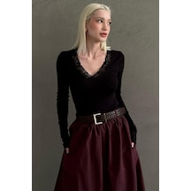 Madmext Siyah V Yaka Dantelli Kadın Bluz Mg2633 Siyah