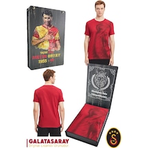 Galatasaray Lisanslı Aslan Baskılı T-shirt Kişiye Özel Metin Oktay Baskılı Ahşap Kutulu 105 Kırmızı