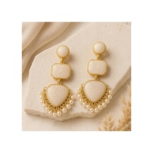 Krem Taşlı Gold Çerçeveli İnci Detaylı Kadın Küpe Gösterişli Sallantılı Küpe Krem Gold - 886835889 Krem Gold - 886835889 Krem Gold