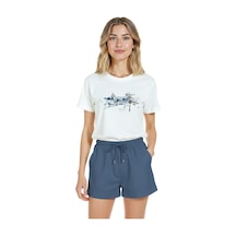 Kadın Beyaz Relaxed Fit %100 Pamuk Tişört Suluboya Şehir Manzar Beyaz