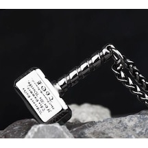 Herşey Nota Thors Çekiç Metal Kolye