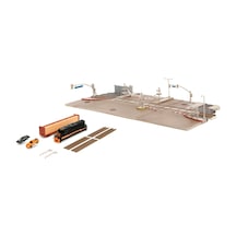 Toys Hızlı Ve Öfkeli Tren Sahnesi - Diorama 2 Nano Model Araba Dodge Charger Ve Toyota Supra ,