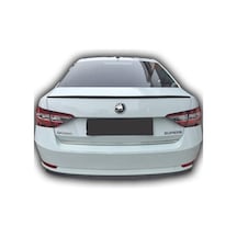 Skoda Superb 2015 Sonrası Spoiler Boyalı