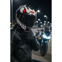 Gıvı 50.x Bones Beyaz / 1 Renkli 1 Şeffaf Vizörlü Motosiklet Kask Siyah Vizör + Şeffaf Gıvı 50.x Bones Beyaz / 1 Renkli 1 Şeffaf Vizörlü Motosiklet Kask Siyah Vizör + Şeffaf