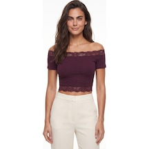 Onloox Kadın Mürdüm Mürdüm Soft Touch Viskon Madonna Yaka Kısa Kollu Crop Dantel Detaylı Vücuda Oturan Bluz Murdum