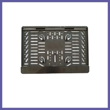 Bezos Çıtalı Kare Plastik Plakalık Motosiklet Plaka Altlığı 25x16cm Nıda