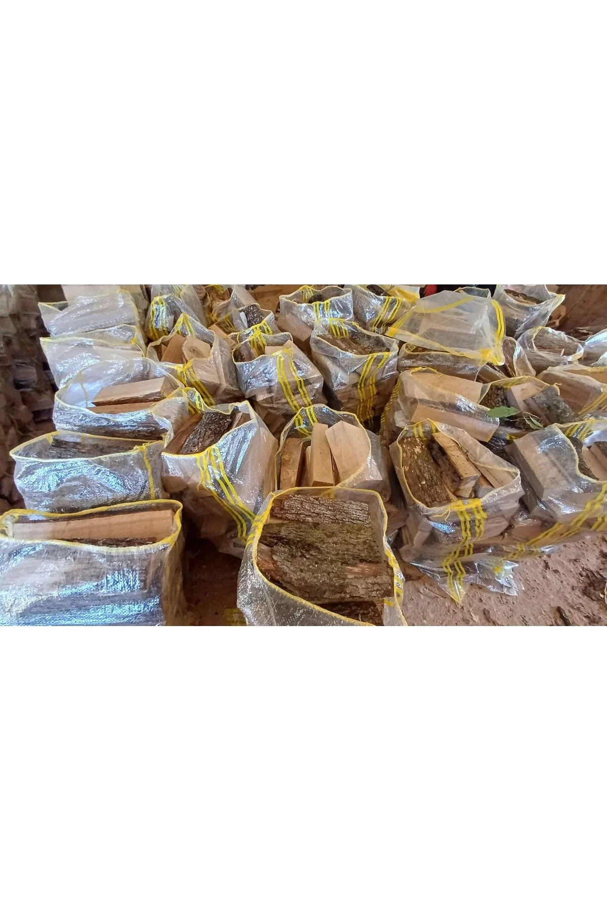 Kuru Meşe Odunu 20-25 Kg Şöminelik Mangallık Sobalık Kaloriferlik