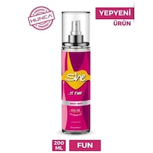 She Is Fun Body Mist 200 Ml