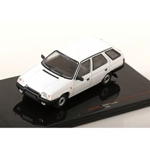 1:43 Ixo 1990 Skoda Forman
