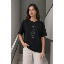 Kadın Minimal Gitar Baskılı Tişört T-shirt Yazlık Kısa Kol Bisiklet Yaka T-shirt - Siyah Çok Renkli