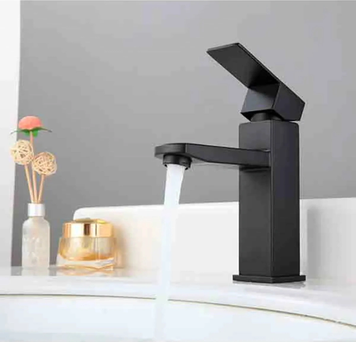 Fleko Siyah Lavabo Bataryası Paslanmaz Çelik Siyah
