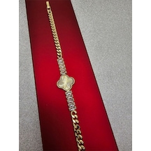 Zincirli Baget Taşlı Gold Renk Çelik Bileklik Yoncalı Model Altın Zincirli Baget Taşlı Gold Renk Çelik Bileklik Yoncalı Model Altın