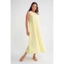 4690 Kadın Bisiklet Yaka Sıfır Kol Midi Paraşüt Elbise Sarı Sarı 4690 Kadın Bisiklet Yaka Sıfır Kol Midi Paraşüt Elbise Sarı Sarı