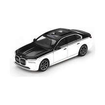 Mini Gt 1:64 Bmw İ7 Xdrivee60 Alpine White / Black Sapphire Mgt00959