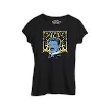 Nicola Tesla With An Electric Bacground Siyah Kadın Tshirt 001