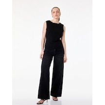 Koton Krep Scuba Slim Fit Bisiklet Yaka Kolsuz Bluz Siyah 6sak10207ek Siyah Koton Krep Scuba Slim Fit Bisiklet Yaka Kolsuz Bluz Siyah 6sak10207ek Siyah